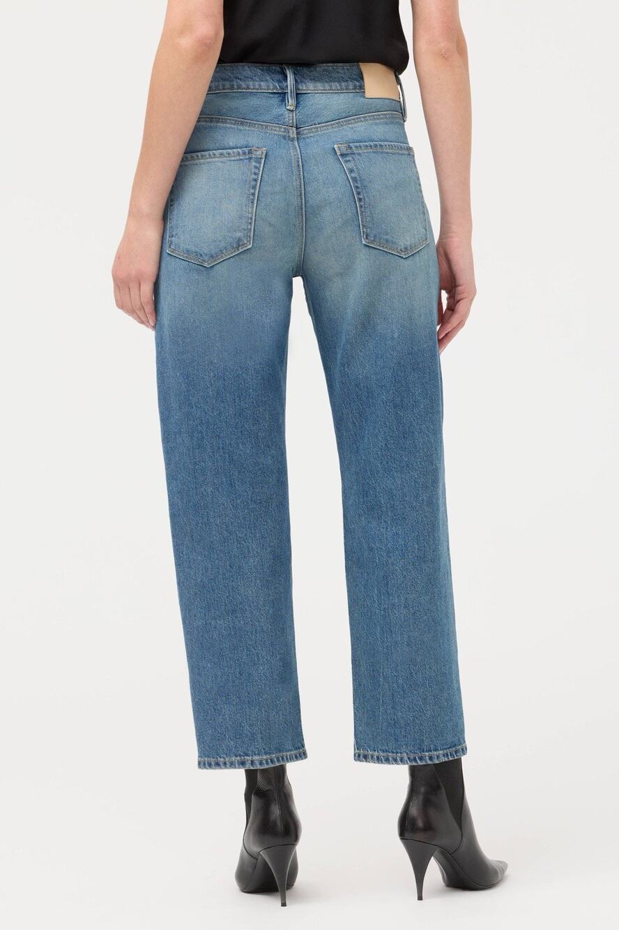 NWT Johnny Was Ryan Barrel Jeans Blue 27